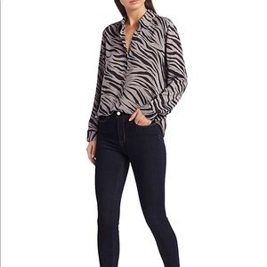 ⭐️[L’AGENCE] Nina Zebra Print Blouse